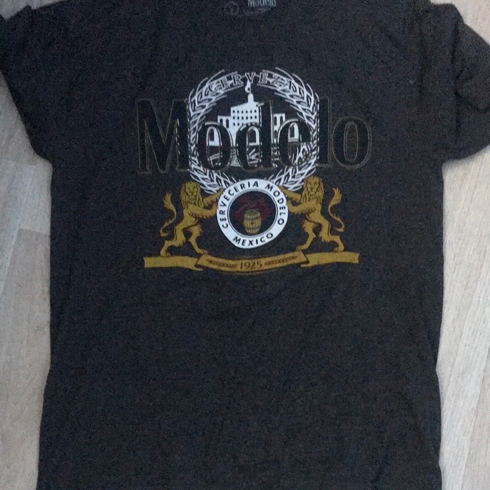 ModelCo Gray Short Sleeve Tee with Vintage Emblem